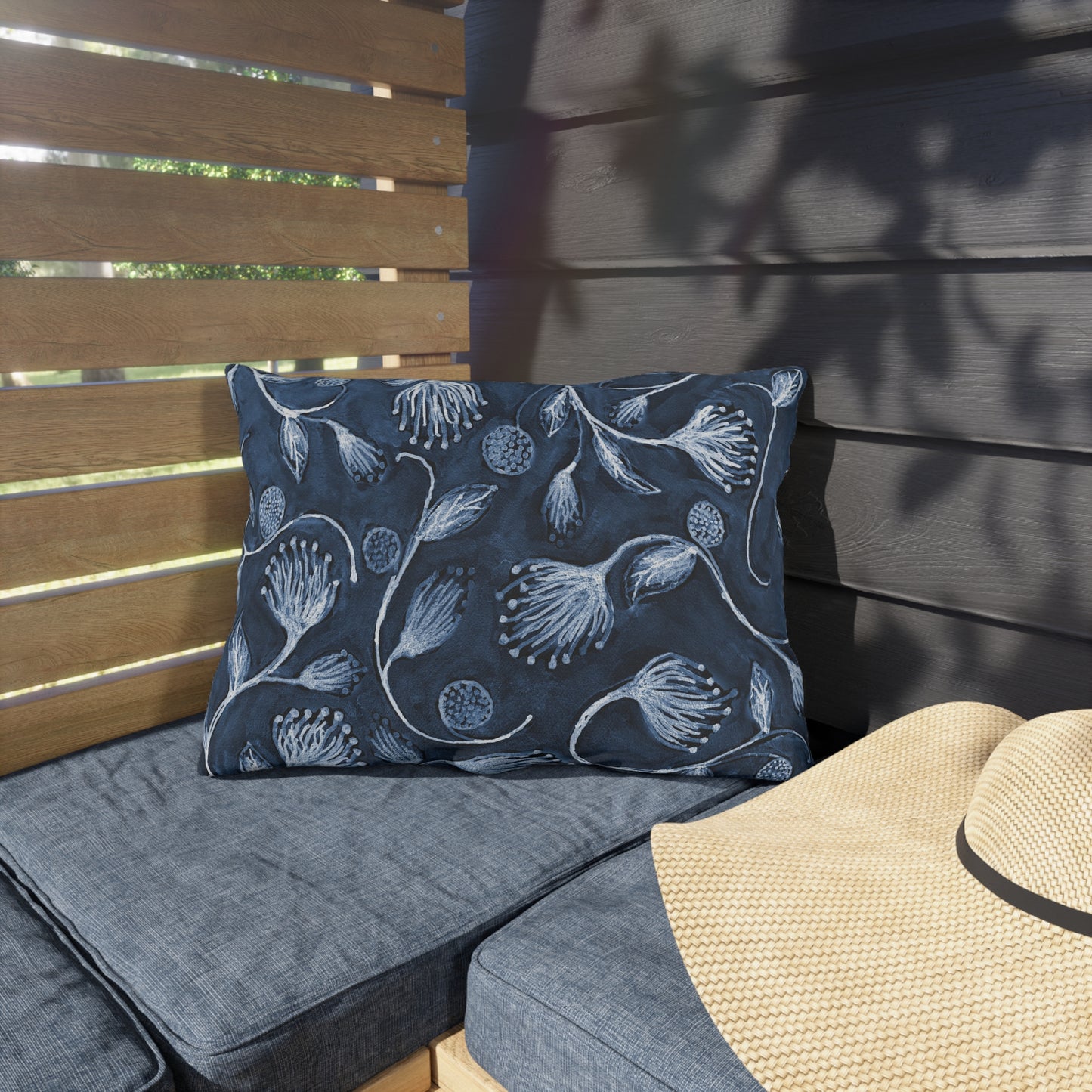 The Outdoor Pillow - Vine Entwine, Indigo