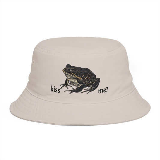 Kiss the Frog Graphic Bucket Hat