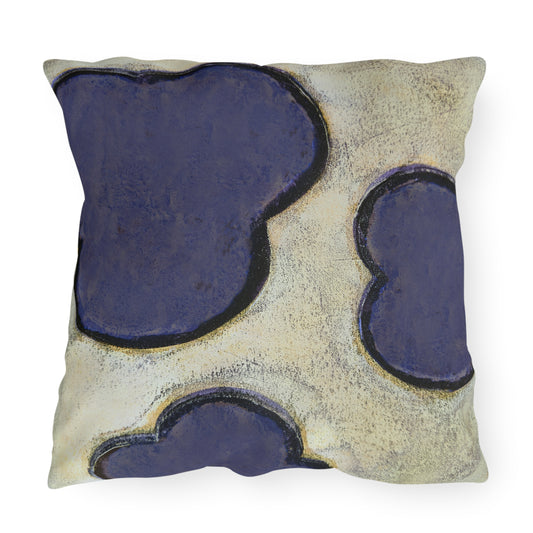 The Outdoor Pillow - Bloom, Iris